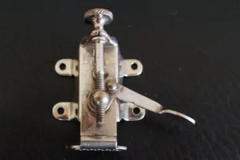 Can anyone identify this snare throwoff?