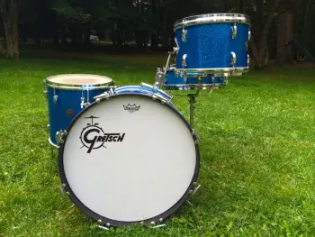 4 piece 1960's Gretsch Round Badge 'Progressive Jazz Outfit' in blue sparkle