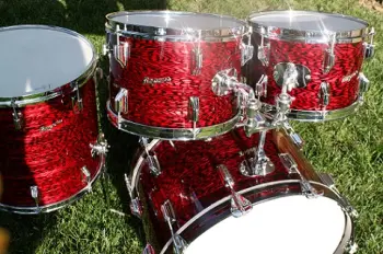 Red Onyx Rogers for Gold sparkle Ludwig