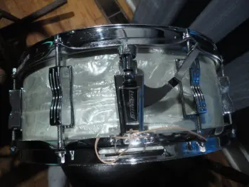 Help identifying Ludwig Jazz Fest snare?