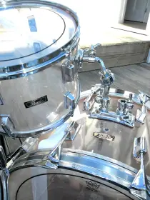 Vintage Pearl hex tom arms...
