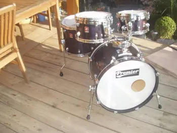PLEASE HELP IDENTIFY PREMIER 80s MAPLE SET.