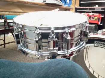 Early 70s 10-lug Pearl  Snare RESTORED