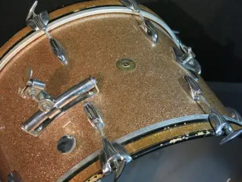 Vintage Gretsch 1960s 20&quot; Bass Drum : ROUND BADGE : Champagne Sparkle Drum