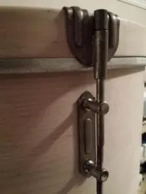 Help I.D ing These LUGS Pls...