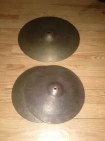 Vinatge 18&quot; Pearl Special crash cymbal?