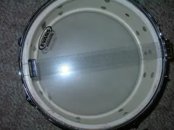 Looking for some Ludwig experts on a 60s snare..?