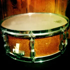 Cool MIJ snare - any guesses who made it?