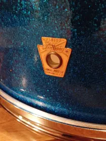 FOR SALE: Vintage 1966 Ludwig Pioneer Snare in Blue Sparkle