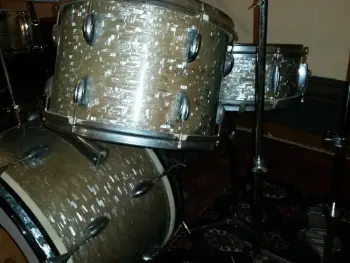 Norma four piece with weird but cool faded wrap