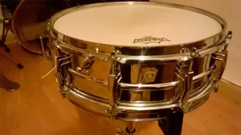 The tuning of the brass drumpet