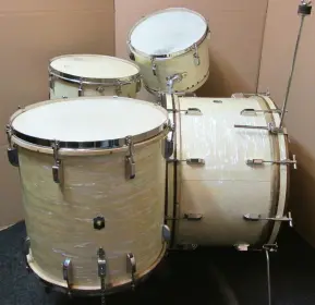 1946-48 Leedy Drum Set