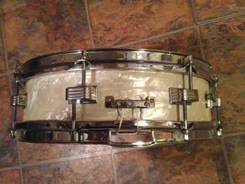 Rare vintage Ludwig Trans-badge Downbeat snare in WMP!