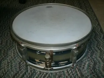 Vintage LUDWIG circa 1960 Pioneer DUCO blue and silver lacquer wood snare drum