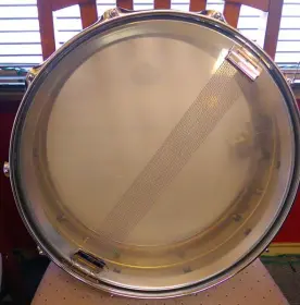 Please help to ID (&amp; value?) a 1965 Ludwig Snare