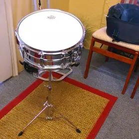 Please help to ID (&amp; value?) a 1965 Ludwig Snare