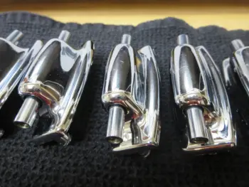 8 Ludwig STANDARD 60's-70's snare lugs...