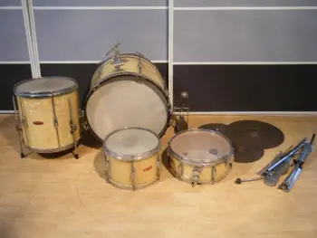 What Pearl drums do I have here?
