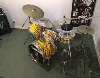 Yamaha Y-badge golden dragon kit