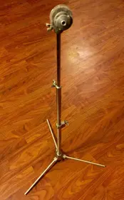 help id-ing cymbal stand please