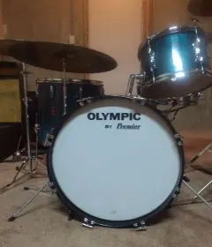 Please help identify the shell material on these Olympic By Premier drums