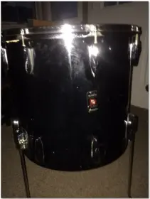 Please help identify the shell material on these Olympic By Premier drums