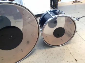 Kent metal bass rim and shell?