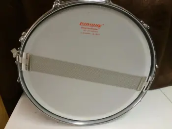 70's Pearl 10 lug snare