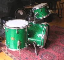 Latest ~ '70's Gretsch bop kit renovation