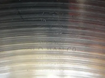 A Zildjian 18&quot; crash hollow logo