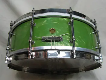 Drum ID help: Leedy or ??