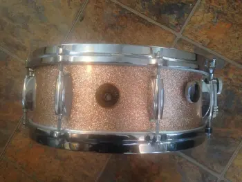 Vintage 60's Gretsch Round Badge 4157 snare drum Champagne sparkle- CLEAN