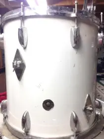 Gretsch Round Badge Restoration Need Help!