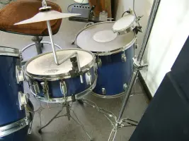 Need Help Valuing Large Drum Kit
