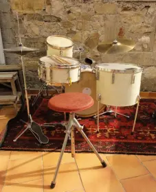 Unknown (maybe french) snaredrum
