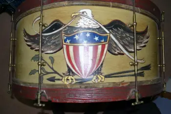 Can anyone identify this drum?