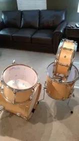 Yamaha Stage Custom Bop/Jazz Kit-12/14/18 with matching 14&quot; Snare
