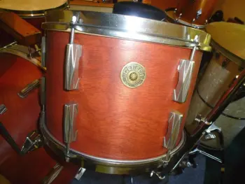 My 40's orphaned Gretsch shellpack relisted on the Bay