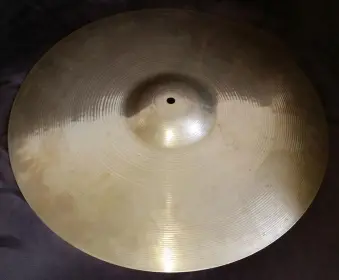 A. Zildjian Brilliant 20&quot; 1813g, 60s (?)