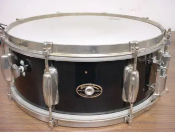Slingerland  8-Lug Snare Chicago Badge