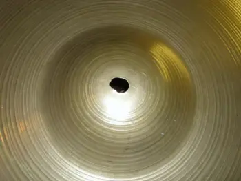 For Sale: Vintage Avedis Zildjian 22&quot;