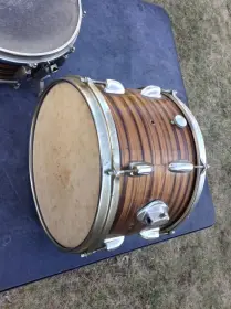 Vintage Pearl kit wrapped in tiger eye