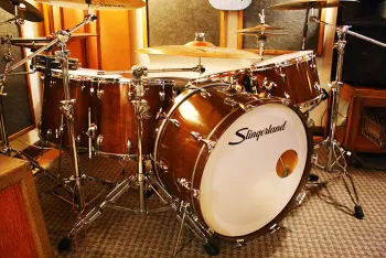 2 floor toms rule.