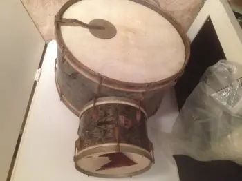 What are these ?? Slingerland? Help !