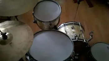Another Please help identify these drums thread.