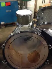 Can you guys identify this kit? Possibly Japanese, mid-60s, 4 photos