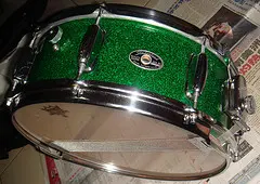 Green sparkle Slingerland snare ID help!