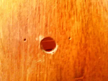 Teardrop shaped bass tension rod?