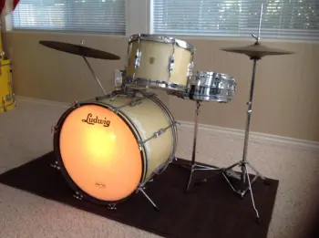 Bass drum light