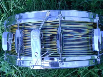 MIJ snare strainers